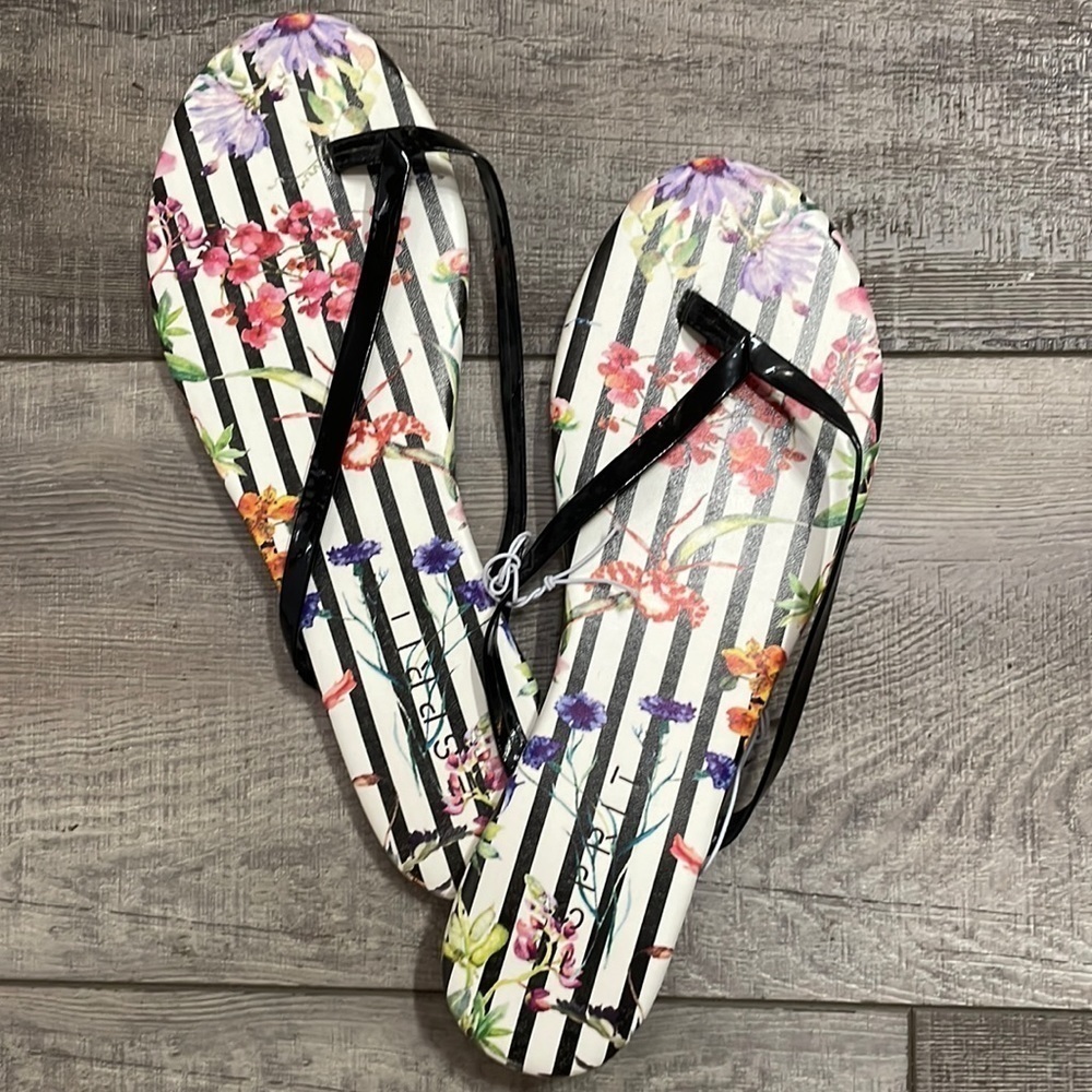 Spirit Flower Black Flip Flops
